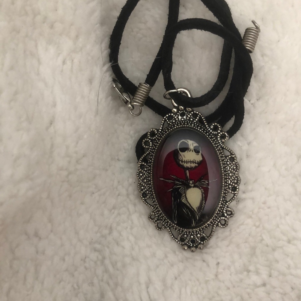Nightmare before Chris cameo necklace